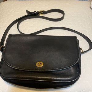 Black leather vintage coach purse